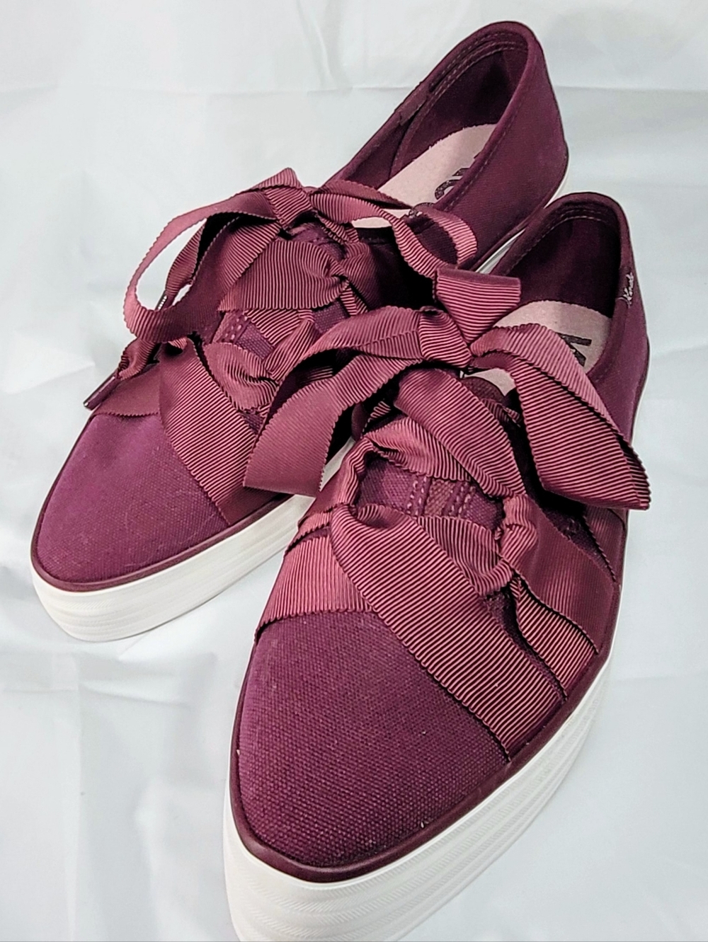 Keds Point Burgundy Canvas Platform Sneakers Ribbon Laces - Size 8